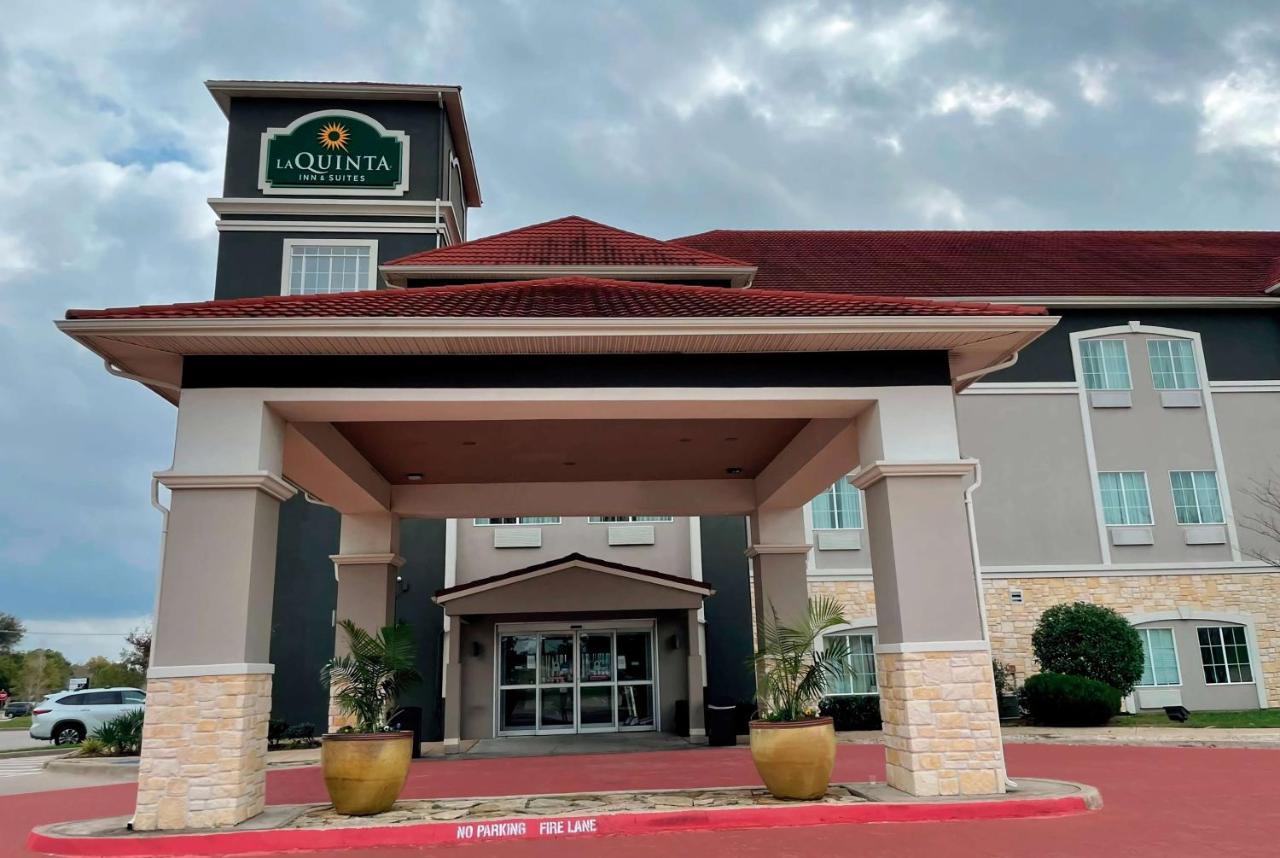 La Quinta By Wyndham Waxahachie Hotel Exterior photo