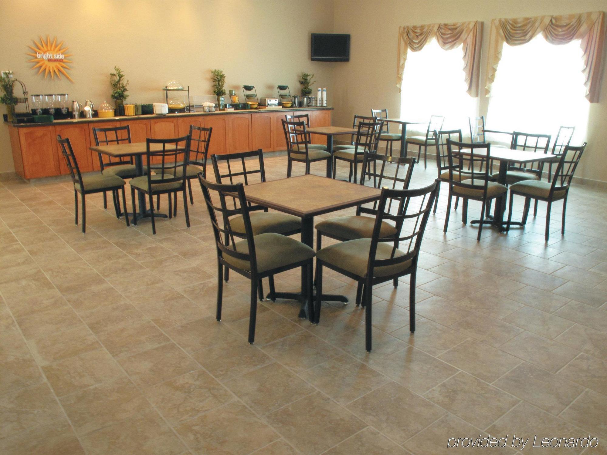 La Quinta By Wyndham Waxahachie Hotel Restaurant photo